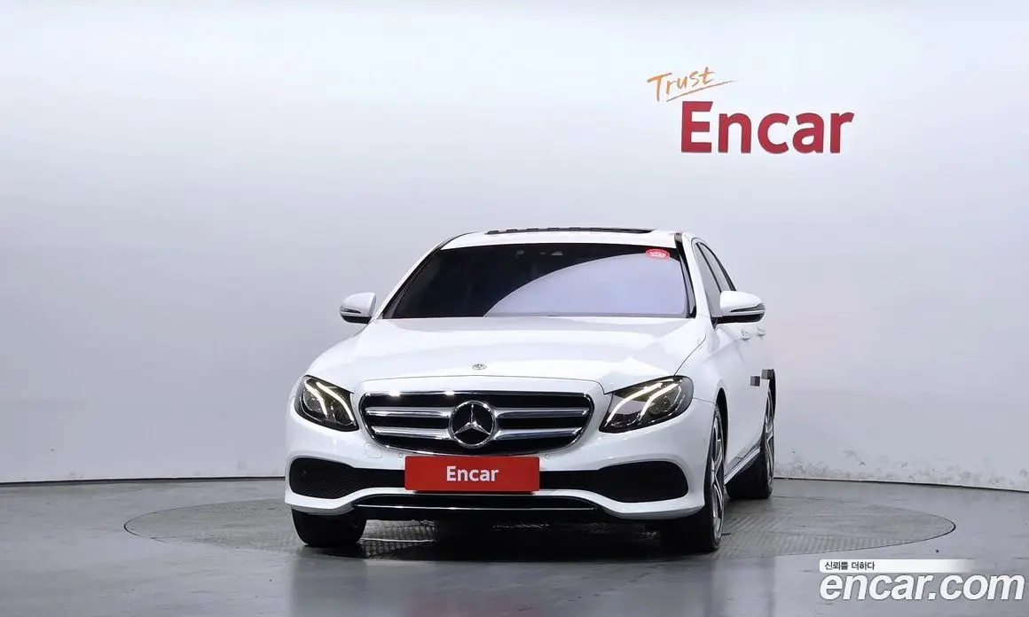 Mercedes-Benz E-Class 2018 2.0 автомат (гидро), фото 3