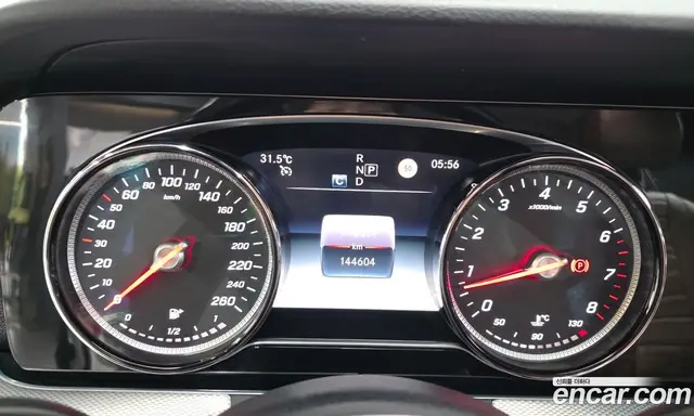 Mercedes-Benz E-Class 2018 2.0 автомат (гидро), миниатюра 8
