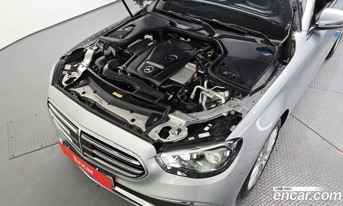 Mercedes-Benz E-Class 2021 2.0 автомат (гидро), фото 6