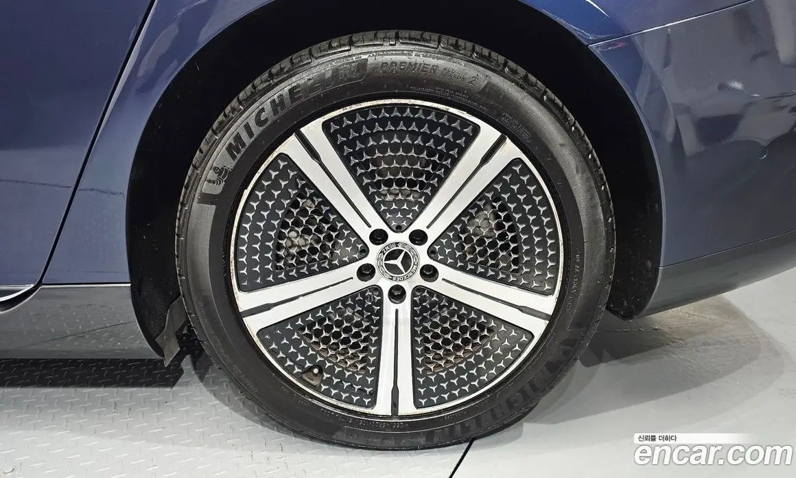 Mercedes-Benz EQS 2022 0.3 автомат (гидро), фото 7