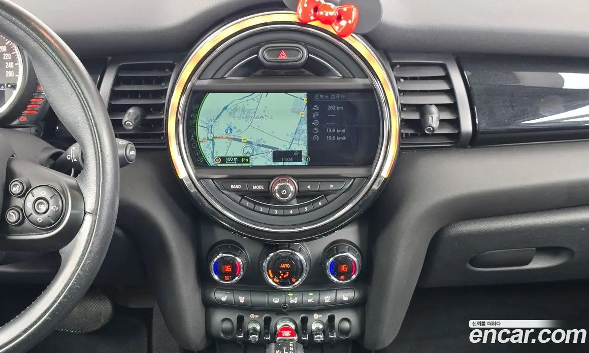 Mini Cooper 2015 1.5 автомат (гидро), фото 14
