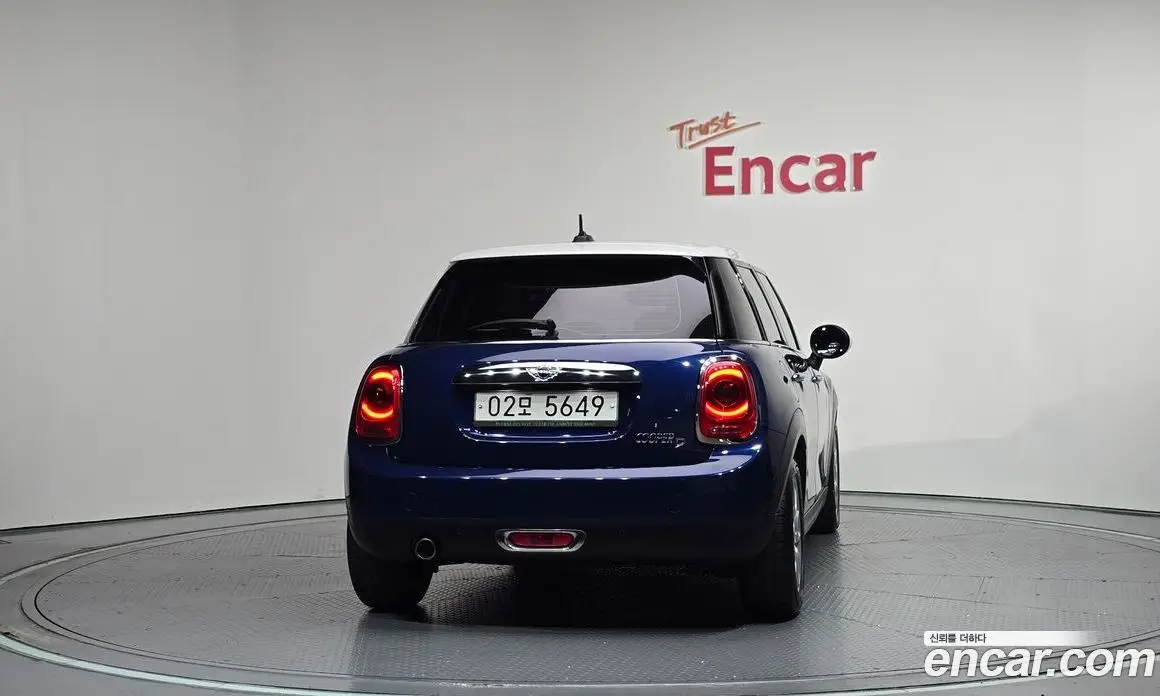 Mini Cooper 2015 1.5 автомат (гидро), фото 4