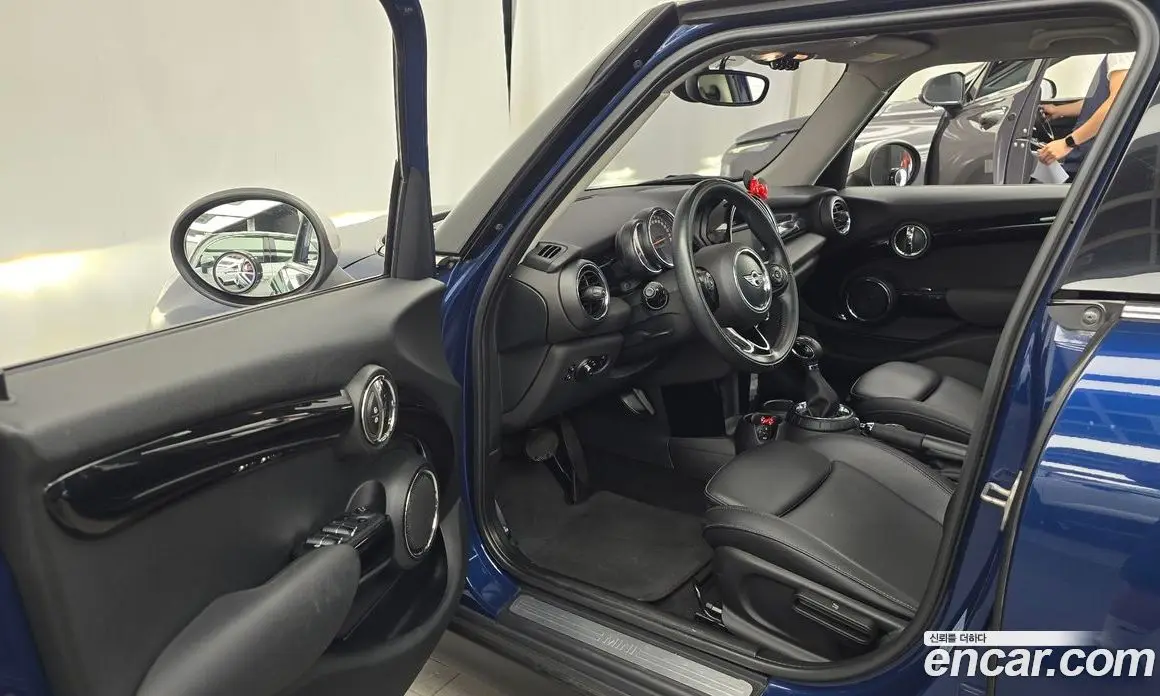Mini Cooper 2015 1.5 автомат (гидро), фото 10