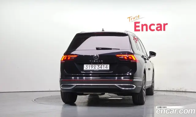 Volkswagen Tiguan 2022 2.0 автомат (гидро), миниатюра 4