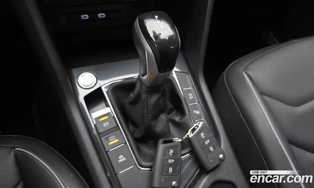 Volkswagen Tiguan 2022 2.0 автомат (гидро), миниатюра 9