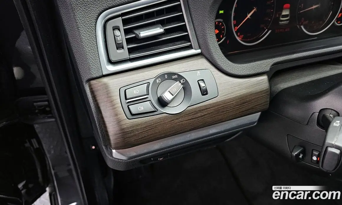 BMW 5 серия 2013 3.0 автомат (гидро), фото 17 BMW 5 серия 2013 3.0 автомат (гидро), фото 17