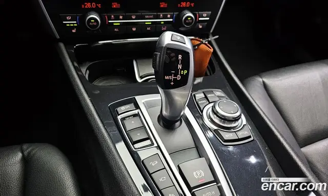 BMW 5 серия 2013 3.0 автомат (гидро), миниатюра 9 BMW 5 серия 2013 3.0 автомат (гидро), миниатюра 9
