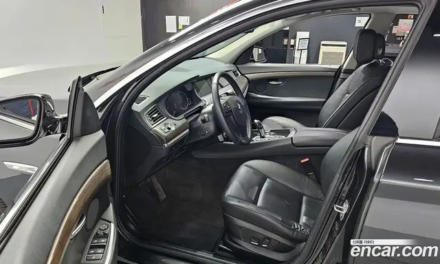 BMW 5 серия 2013 3.0 автомат (гидро), миниатюра 10 BMW 5 серия 2013 3.0 автомат (гидро), миниатюра 10