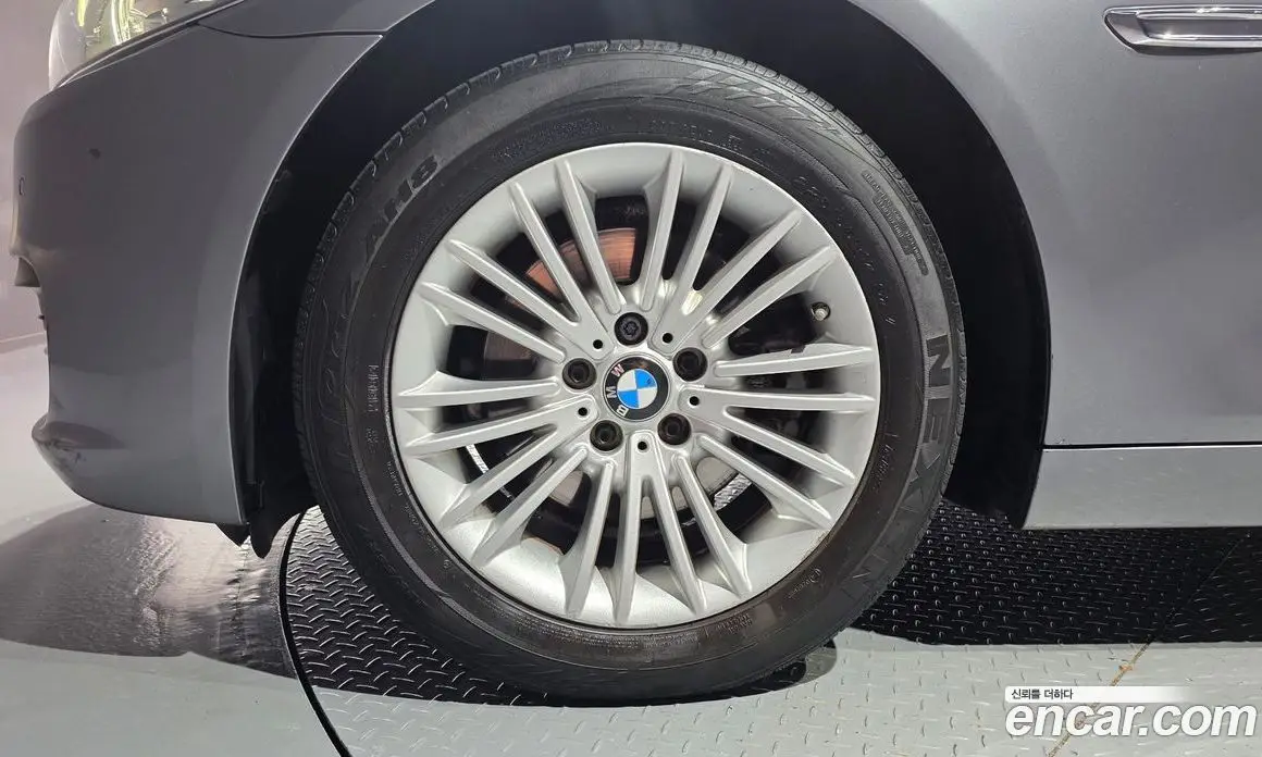 BMW 5 серия 2015 2.0 автомат (гидро), фото 5