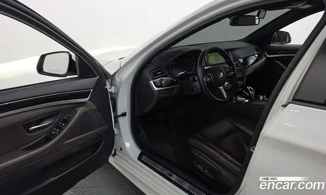 BMW 5 серия 2016 2.0 автомат (гидро), миниатюра 10 BMW 5 серия 2016 2.0 автомат (гидро), миниатюра 10