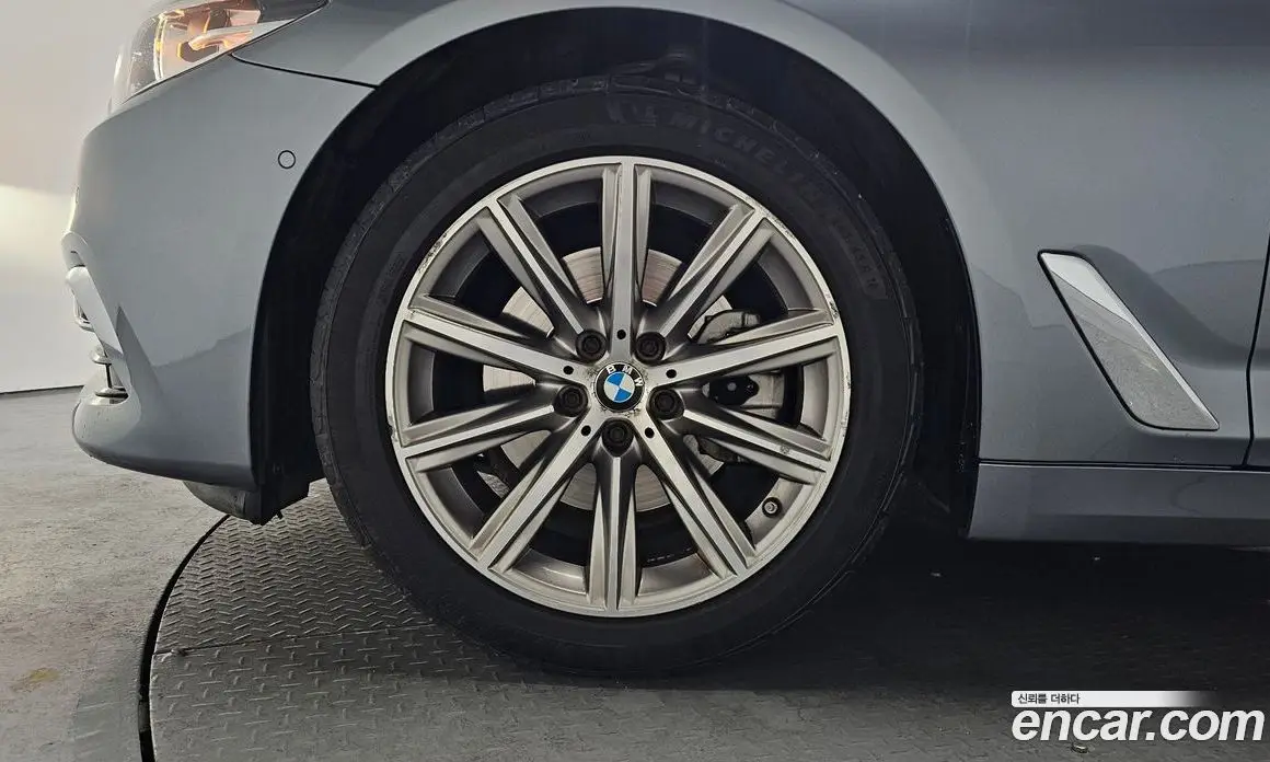 BMW 5 серия 2018 2.0 автомат (гидро), фото 4 BMW 5 серия 2018 2.0 автомат (гидро), фото 4