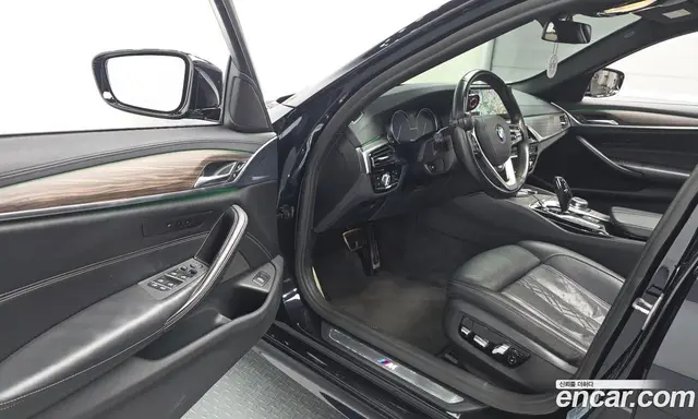 BMW 5 серия 2018 2.0 автомат (гидро), миниатюра 10 BMW 5 серия 2018 2.0 автомат (гидро), миниатюра 10