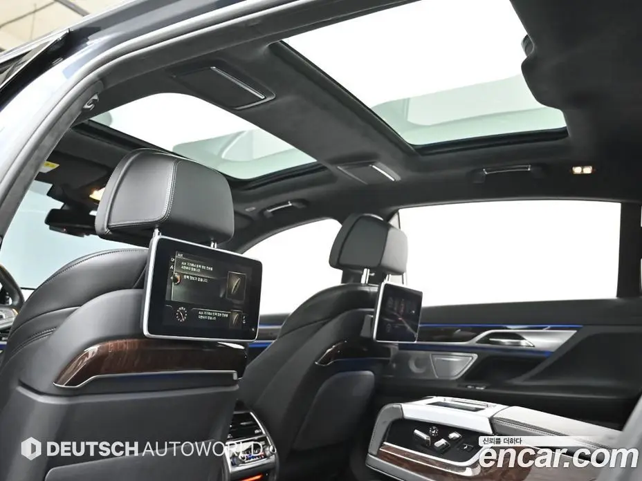 BMW 7 серия 2016 4.4 автомат (гидро), фото 19