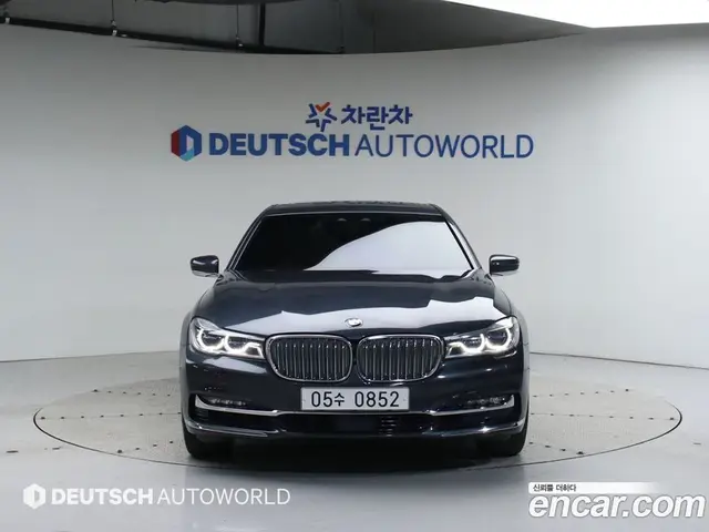 BMW 7 серия 2016 4.4 автомат (гидро), миниатюра 3