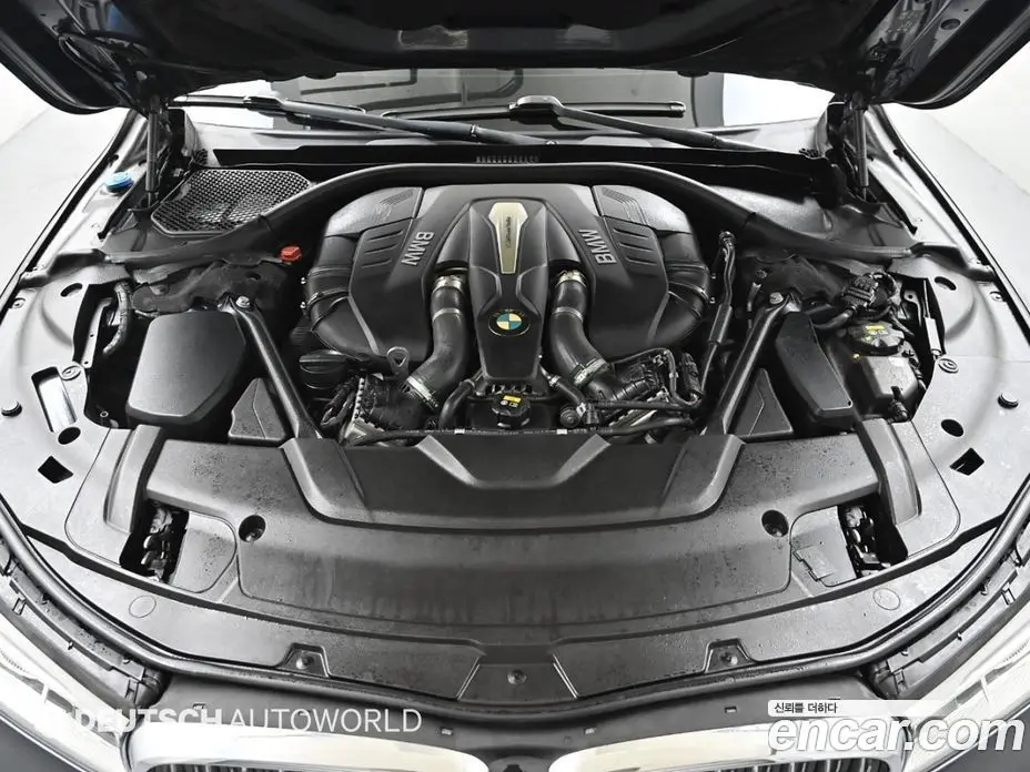 BMW 7 серия 2016 4.4 автомат (гидро), фото 6