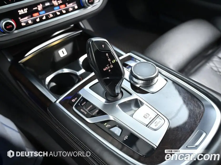 BMW 7 серия 2016 4.4 автомат (гидро), фото 9