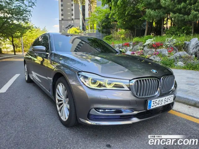 BMW 7 серия, 2016, 250 745 км