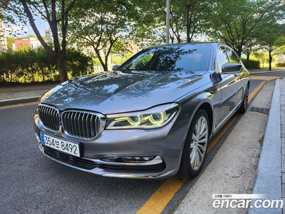 BMW 7 серия 2016 3.0 автомат (гидро), фото 19 BMW 7 серия 2016 3.0 автомат (гидро), фото 19