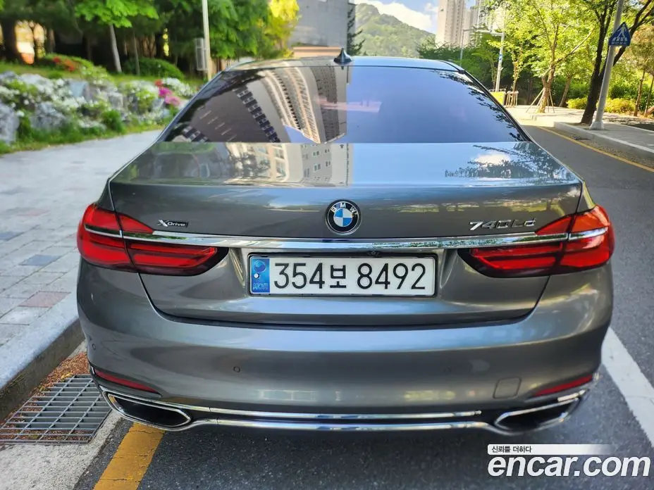BMW 7 серия 2016 3.0 автомат (гидро), фото 4 BMW 7 серия 2016 3.0 автомат (гидро), фото 4