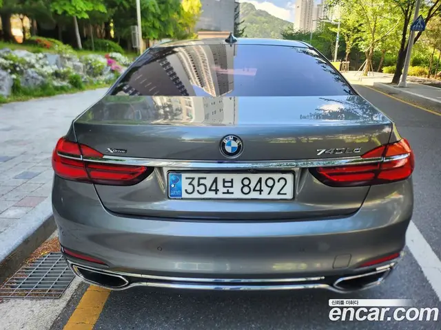 BMW 7 серия 2016 3.0 автомат (гидро), миниатюра 4 BMW 7 серия 2016 3.0 автомат (гидро), миниатюра 4