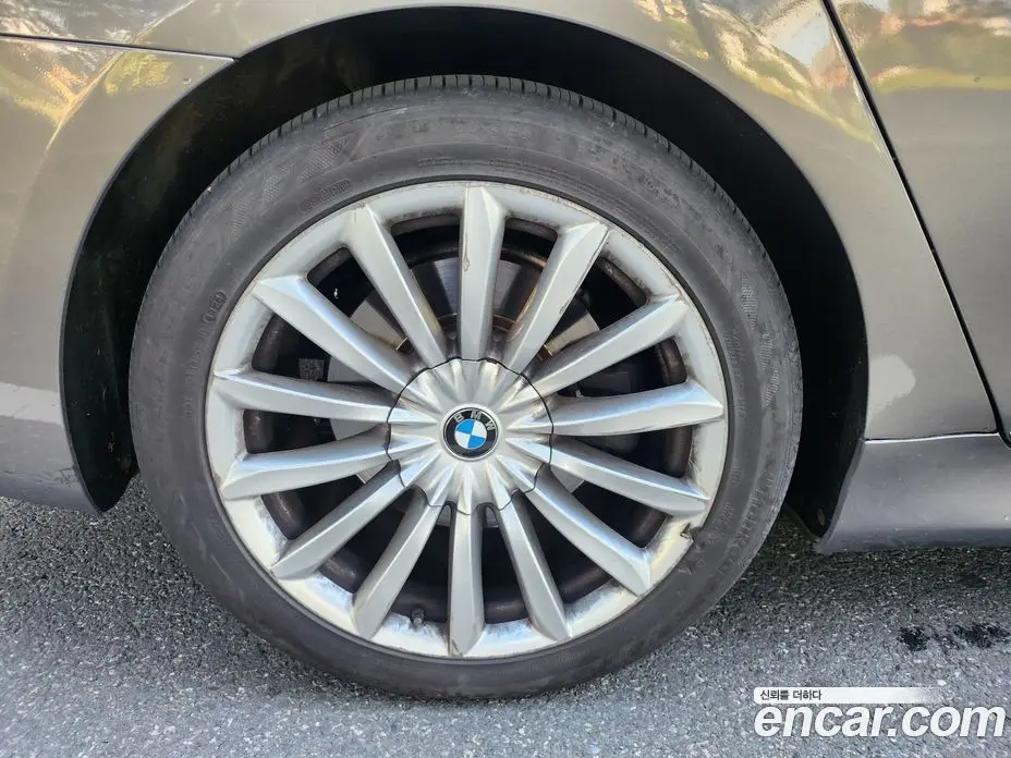BMW 7 серия 2016 3.0 автомат (гидро), фото 5 BMW 7 серия 2016 3.0 автомат (гидро), фото 5