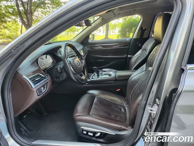 BMW 7 серия 2016 3.0 автомат (гидро), миниатюра 7 BMW 7 серия 2016 3.0 автомат (гидро), миниатюра 7