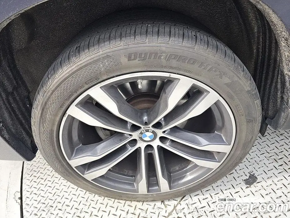 BMW X6 2017 3.0 автомат (гидро), фото 20