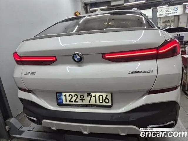 BMW X6 2021 3.0 автомат (гидро), миниатюра 2