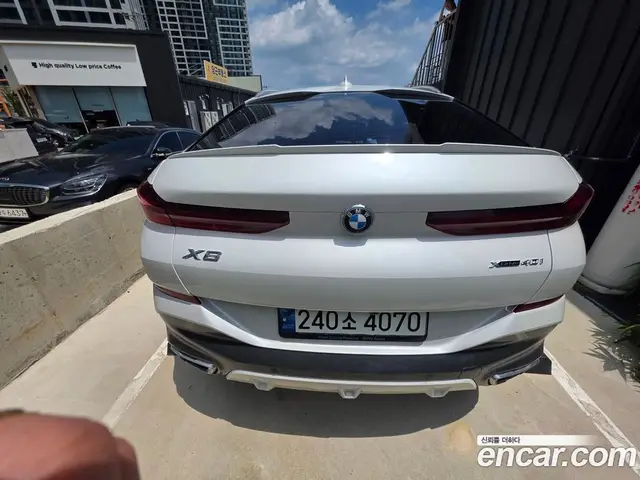BMW X6 2021 3.0 автомат (гидро), миниатюра 4