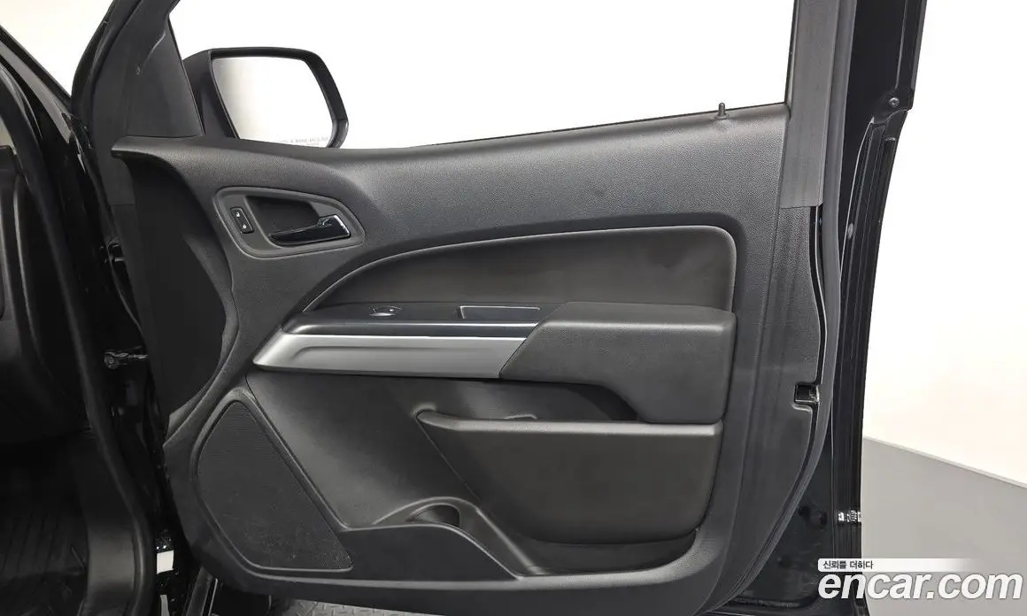 Chevrolet Colorado 2022 3.6 автомат (гидро), фото 14