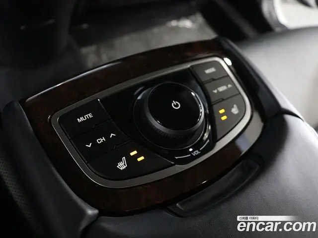 Hyundai Aslan 2016 3.0 автомат (гидро), миниатюра 12
