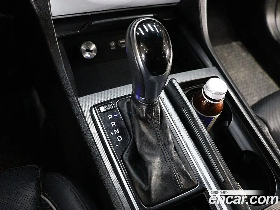 Hyundai Aslan 2016 3.0 автомат (гидро), фото 8