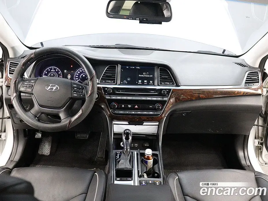 Hyundai Aslan 2016 3.0 автомат (гидро), фото 10