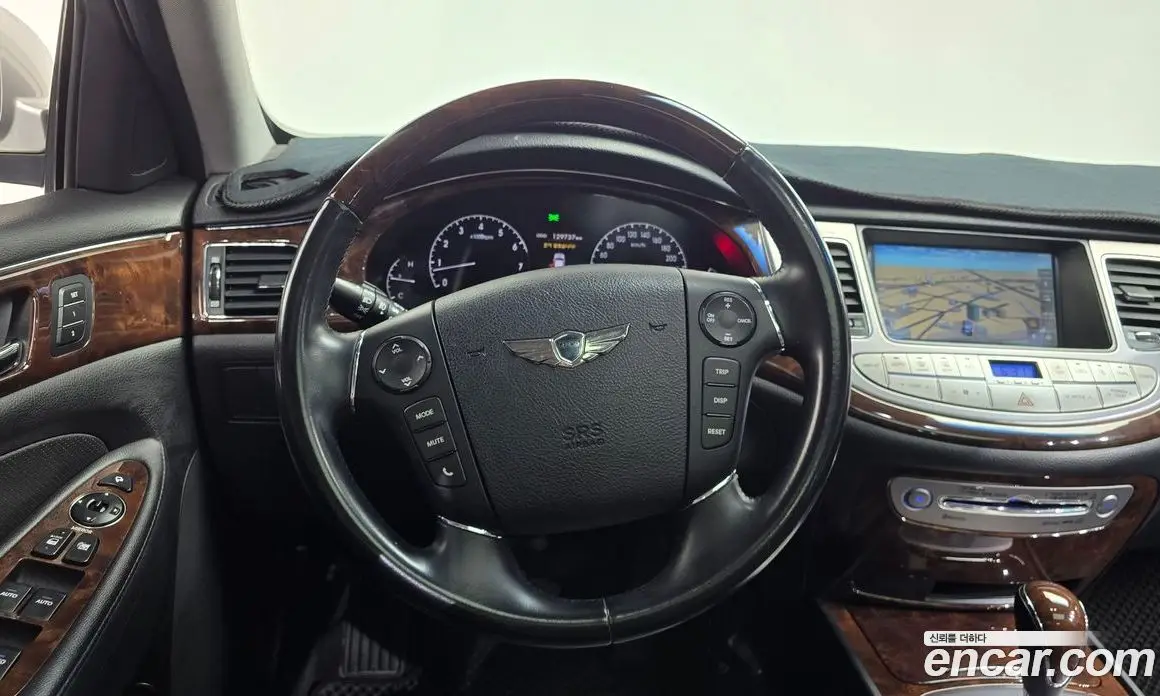 Hyundai Genesis 2010 3.3 автомат (гидро), фото 13