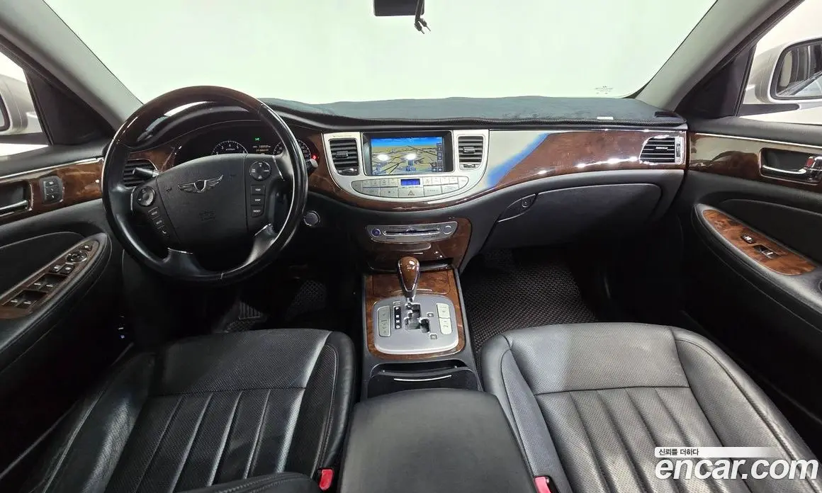 Hyundai Genesis 2010 3.3 автомат (гидро), фото 7