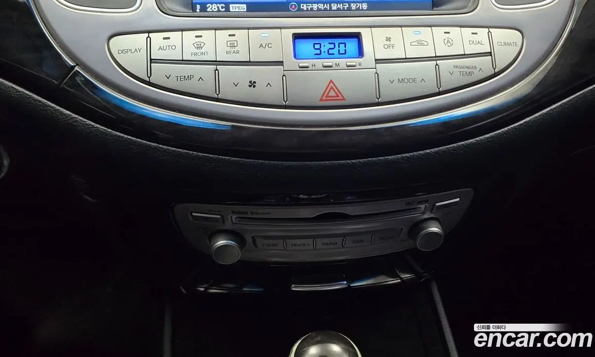 Hyundai Genesis 2013 3.8 автомат (гидро), фото 13