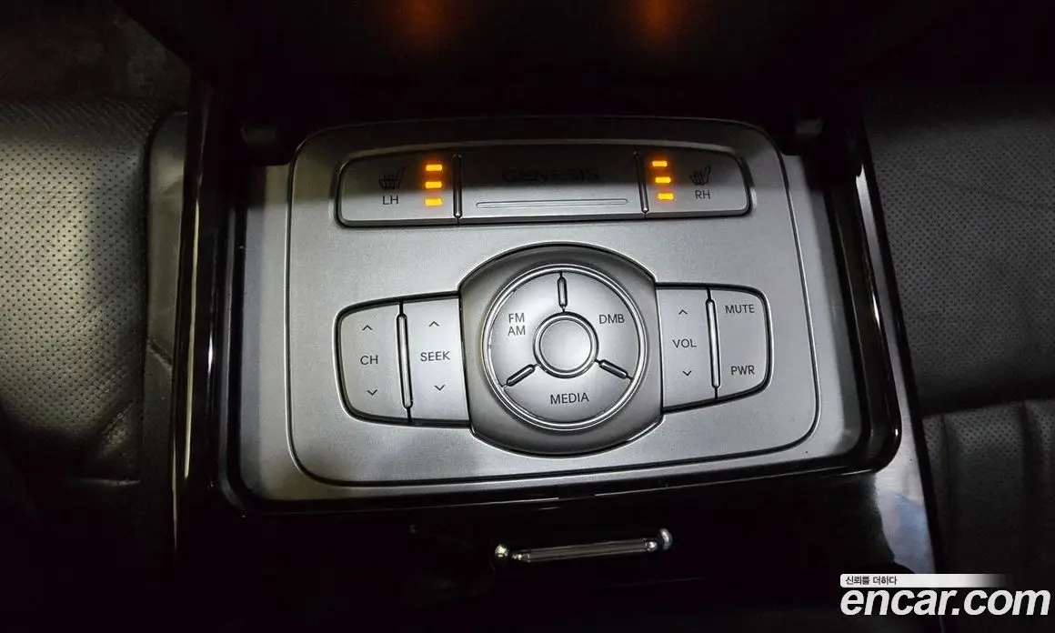 Hyundai Genesis 2013 3.8 автомат (гидро), фото 18