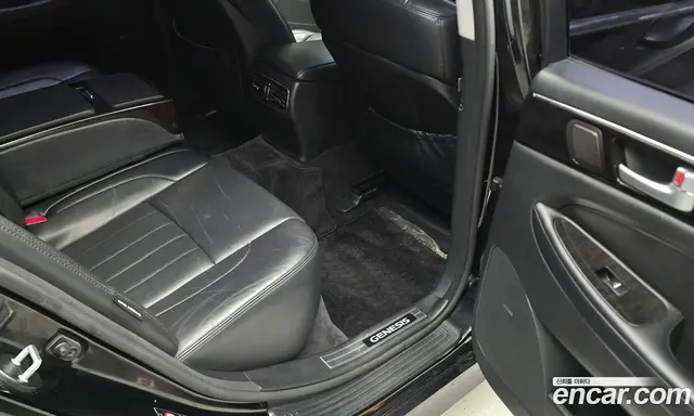 Hyundai Genesis 2013 3.8 автомат (гидро), миниатюра 9