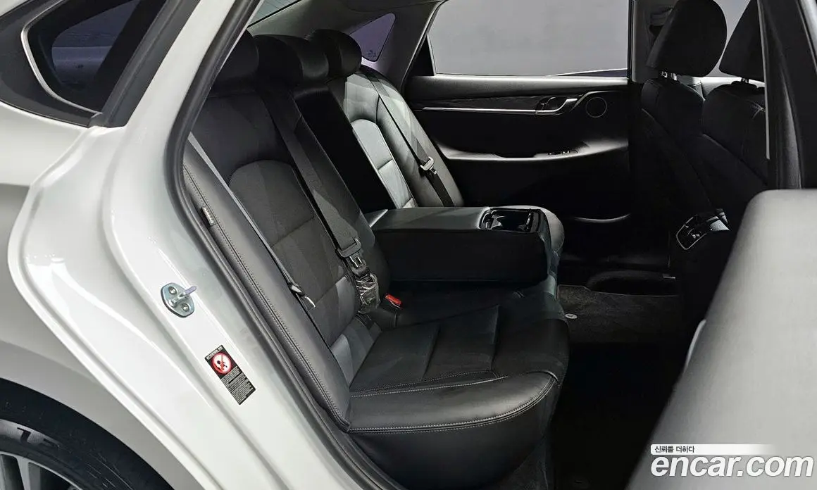 Hyundai Grandeur 2016 2.4 автомат (гидро), фото 17 Hyundai Grandeur 2016 2.4 автомат (гидро), фото 17