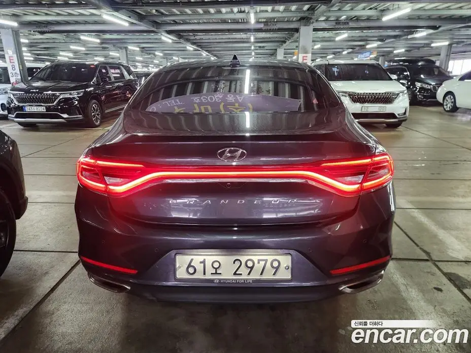 Hyundai Grandeur 2018 2.4 автомат (гидро), фото 4 Hyundai Grandeur 2018 2.4 автомат (гидро), фото 4