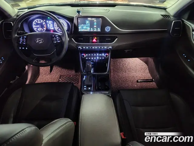 Hyundai Grandeur 2018 2.4 автомат (гидро), миниатюра 5 Hyundai Grandeur 2018 2.4 автомат (гидро), миниатюра 5