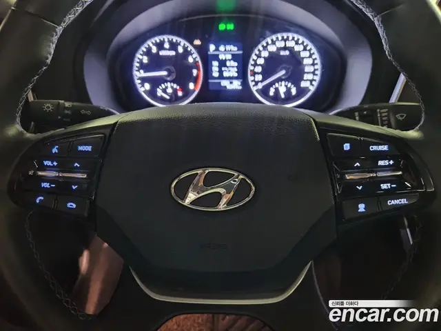 Hyundai Grandeur 2018 2.4 автомат (гидро), миниатюра 9 Hyundai Grandeur 2018 2.4 автомат (гидро), миниатюра 9