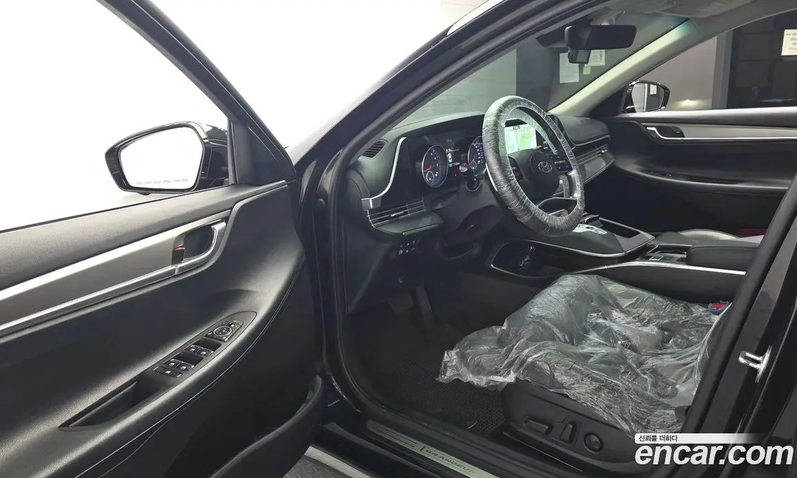Hyundai Grandeur 2022 2.5 автомат (гидро), фото 13