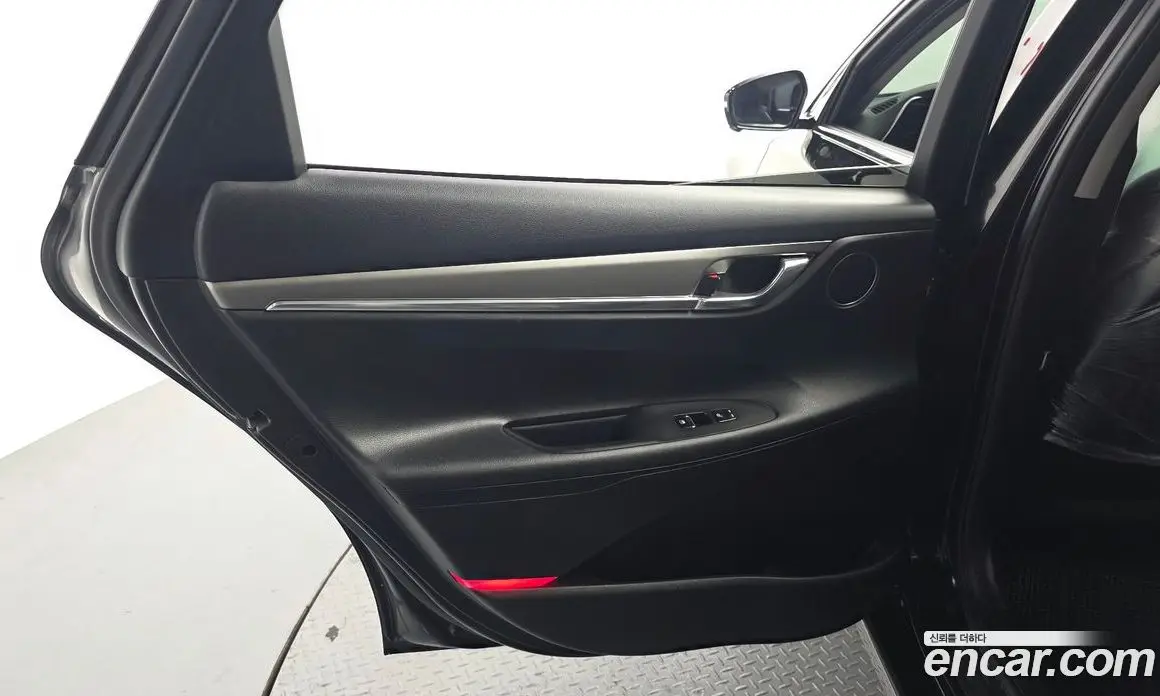 Hyundai Grandeur 2022 2.5 автомат (гидро), фото 15