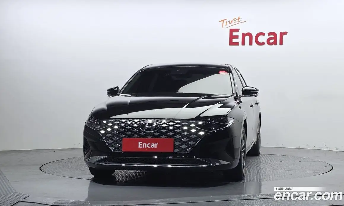 Hyundai Grandeur 2022 2.5 автомат (гидро), фото 3