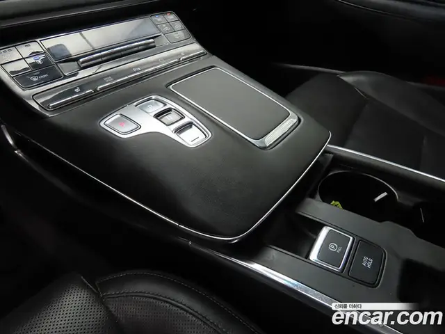Hyundai Grandeur 2022 2.5 автомат (гидро), миниатюра 11