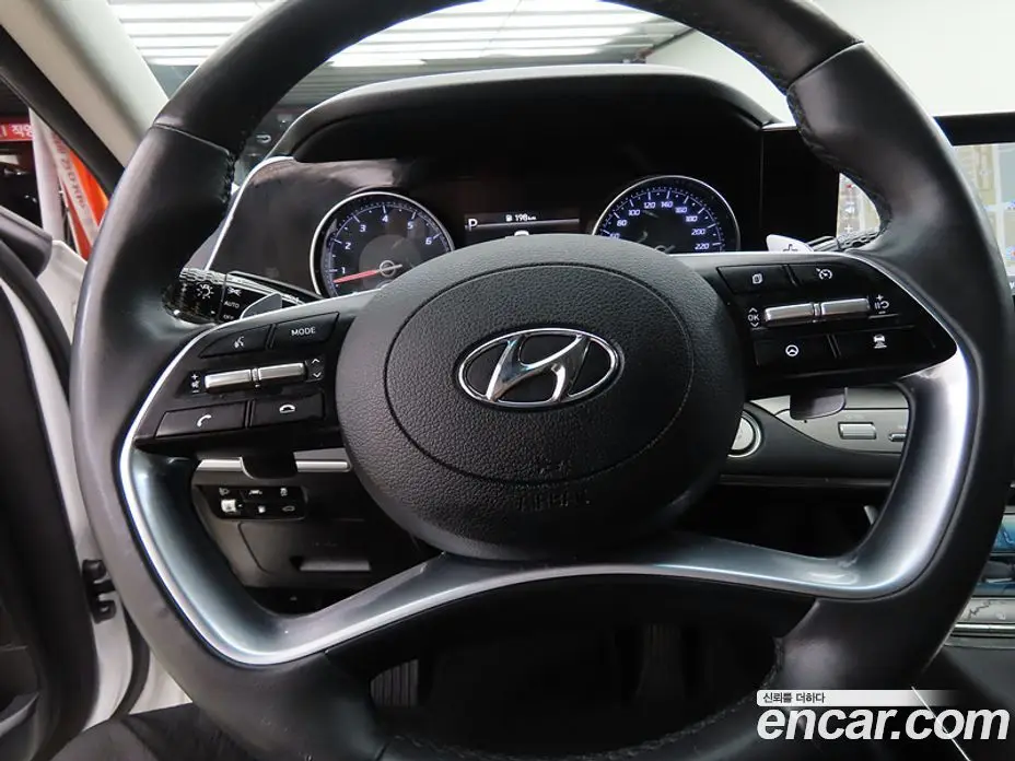 Hyundai Grandeur 2022 2.5 автомат (гидро), фото 8
