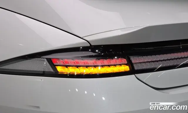 Hyundai Ioniq 6 2022 0.1 автомат (гидро), миниатюра 9