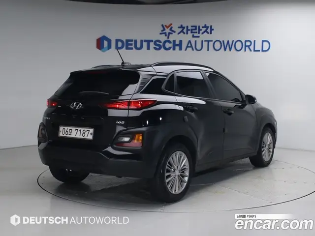 Hyundai Kona 2017 1.6 автомат (гидро), миниатюра 2