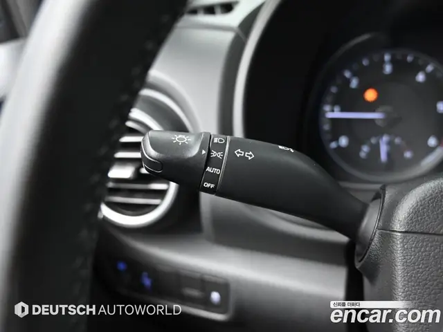 Hyundai Kona 2017 1.6 автомат (гидро), миниатюра 9